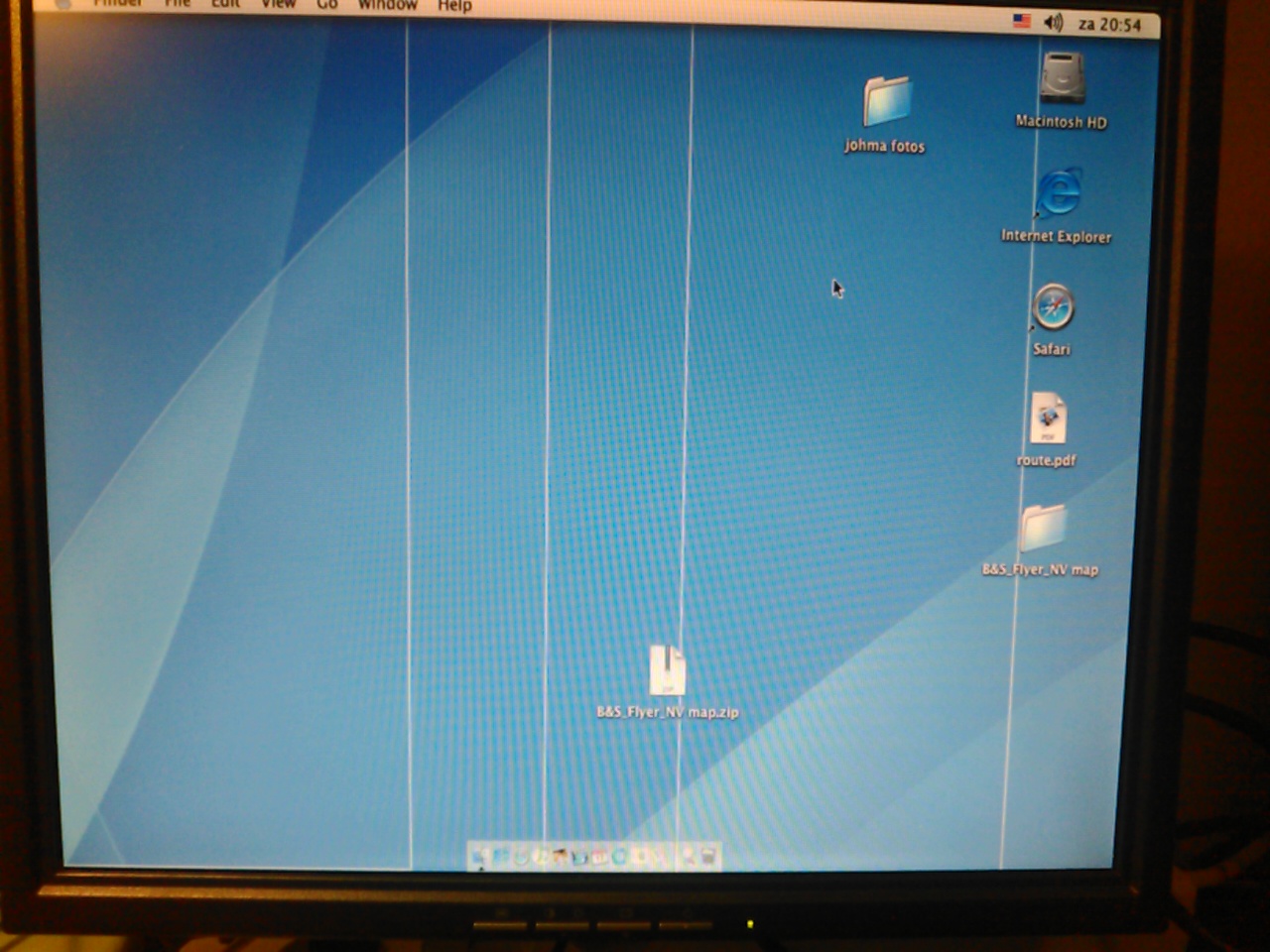 Mac OS X desktop with vertical lines through it